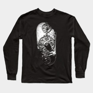 The Battersea Shield - Celtic Culture Long Sleeve T-Shirt